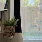 Chloraka Bay Apartment *