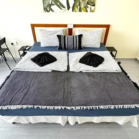 Chloraka Bay Klorakas