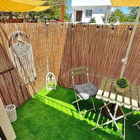 Chloraka Bay شقة *