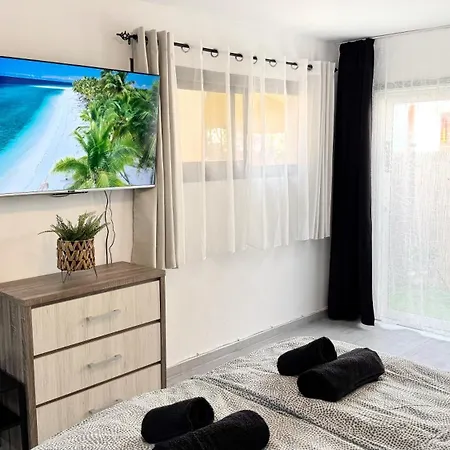 Apartament Chloraka Bay