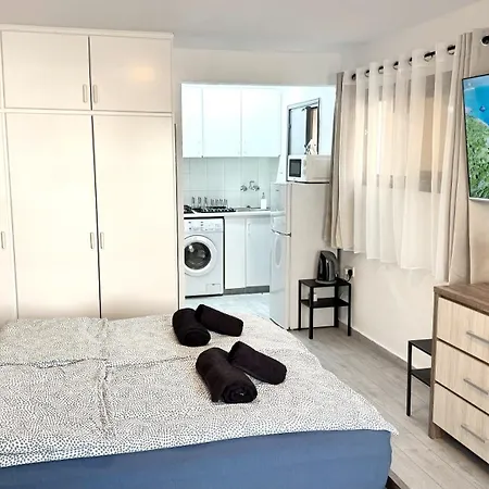 Chloraka Bay Apartment Klorakas