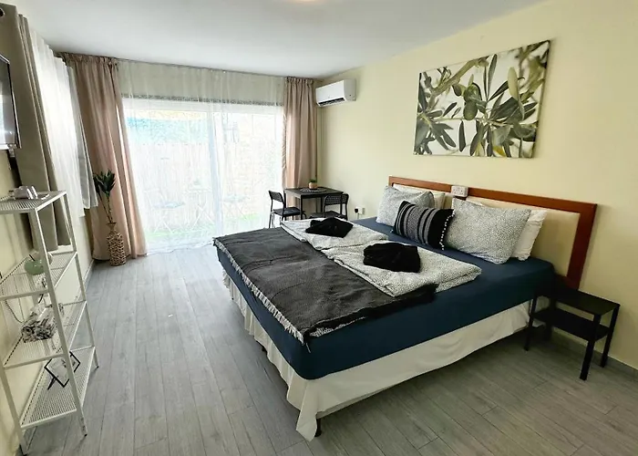 Chloraka Bay * Klorakas