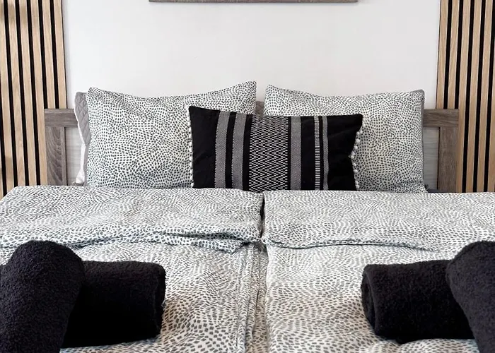 Chloraka Bay Apartment *